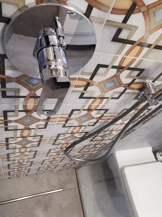Nowe Apartamenty Zamkowa Vis A Vis Wawelu คราคูฟ ภายนอก รูปภาพ